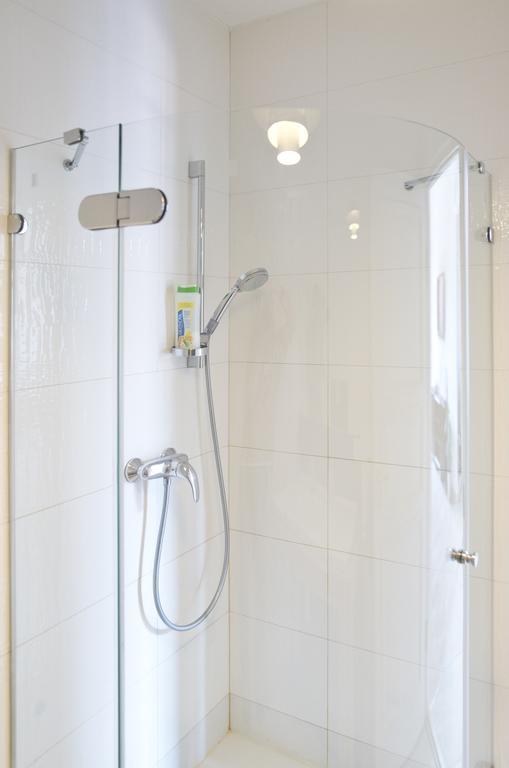 Bright Apartment In Old Town By Urban Rent Vilnius Esterno foto
