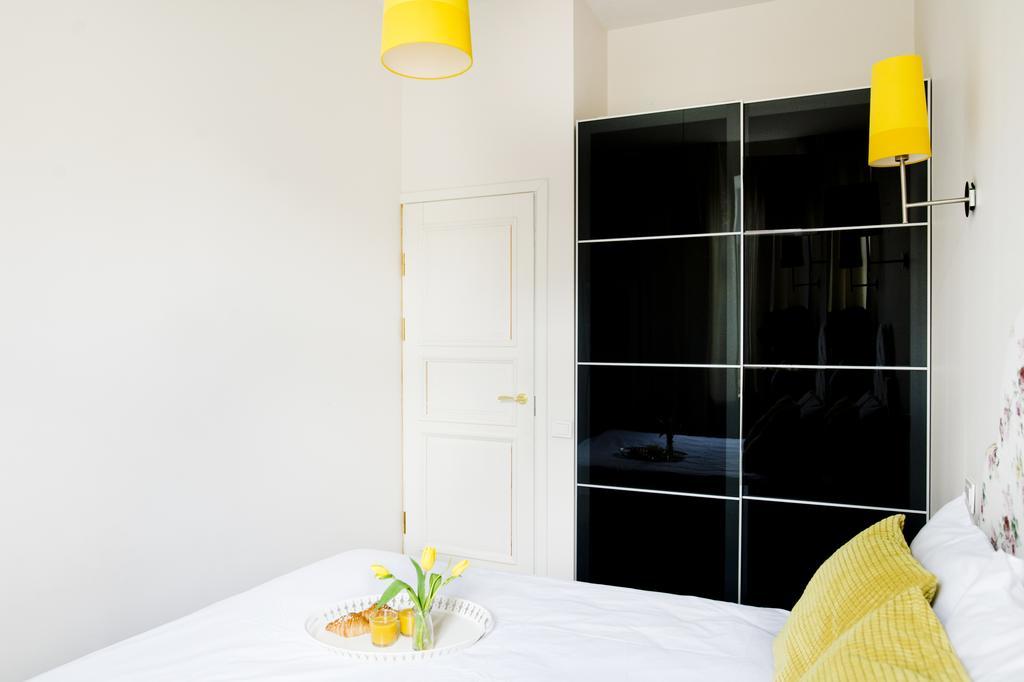 Bright Apartment In Old Town By Urban Rent Vilnius Esterno foto